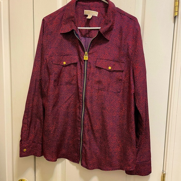 Micheal lots stunning tops . Chic and cozy - Picture 1 of 8
